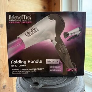 Helen of Troy NWT Professional Ceramic Series Iconic Dryer
